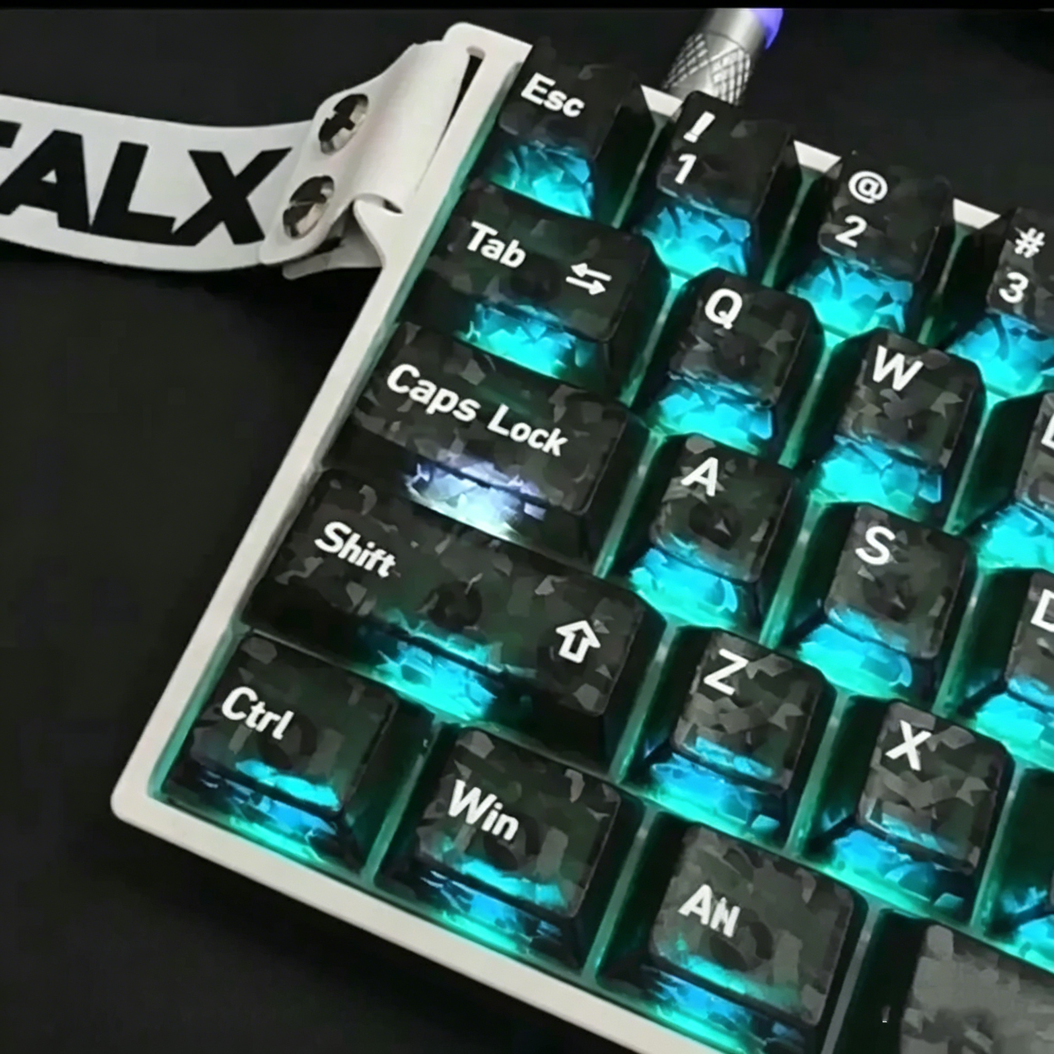2026 New Forged Carbon Fiber T – обзор и цена Gaming Keyboard No Rgb